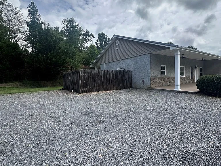 1932 Mill Creek Rd — Photo 6
