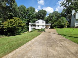 334 Russell Ridge Dr, Lawrenceville, GA 30043