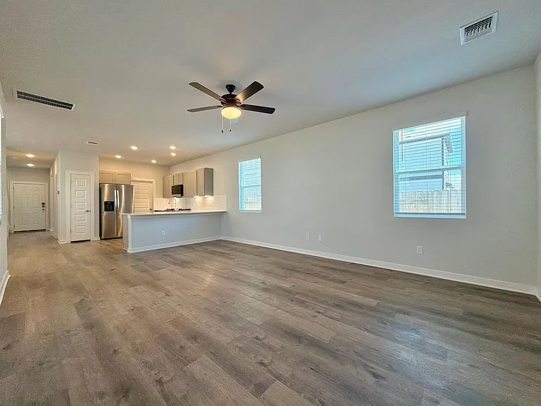2235 Oscar Eli Way — Photo 8
