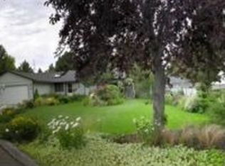 1394 SE Lostine Cir, Bend, OR 97702