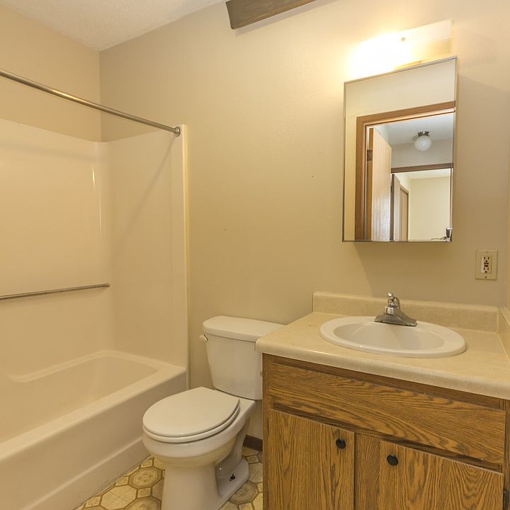 Riverwood Apartment Rentals Belmond, IA Zillow