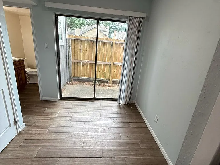 5131 Spring Forest Dr — Photo 6