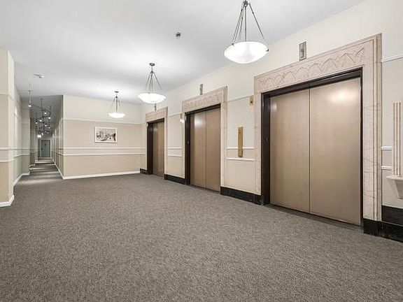 4th image of 807 Church St APT 208
