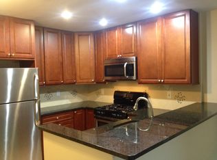 42-25 213th St #1L, Bayside, NY 11361
