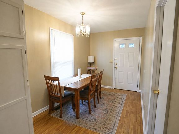 4th image of 642 Golfview Dr