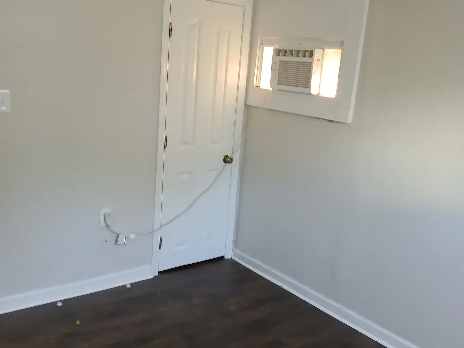 2 bed, 900 sqft, $800 — Photo 3