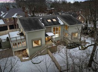 1129 Taylorsport Ln, Winnetka, IL 60093