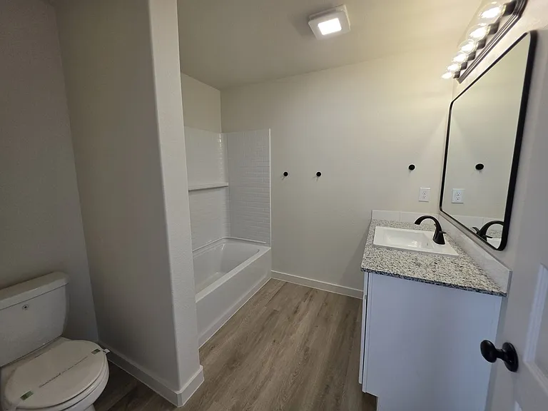6220 Kingsville St — Photo 15