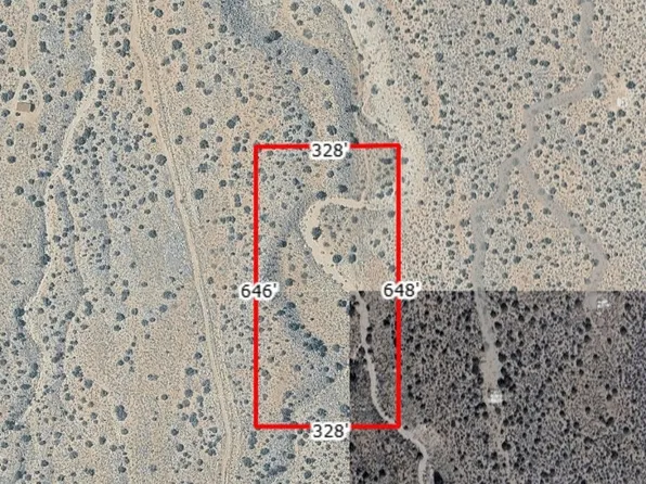 400 Pitzer Buttes Rd, Lucerne Valley, CA 92356