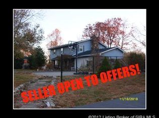 102 Shady Ln, Salem, IN 47167