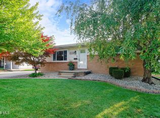1008 Cady St, Maumee, OH 43537