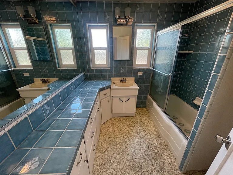 14157 Euclid Ave — Photo 18