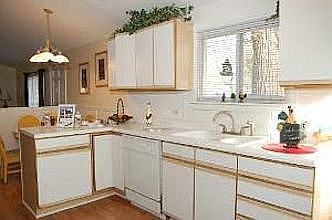 3rd image of 429 Blackhawk Ave