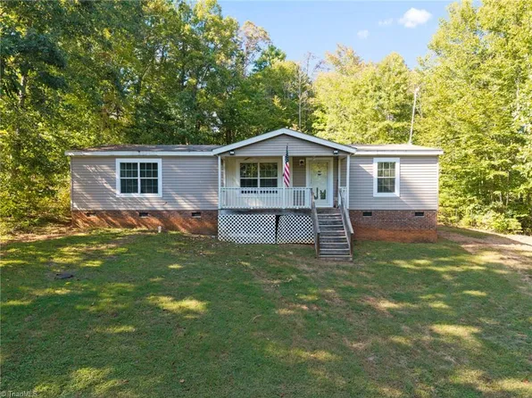 579 Green Pasture Ln, Ruffin, NC 27326