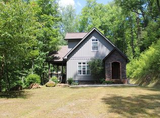 773 Tate Cove Rd, Hayesville, NC 28904