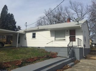 110 E 10th St, Lexington, NC 27295