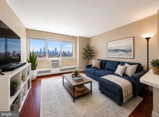 2101-17 Chestnut St #1011, Philadelphia, PA 19103