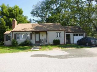 10 Russ Dr, Willimantic, CT 06226