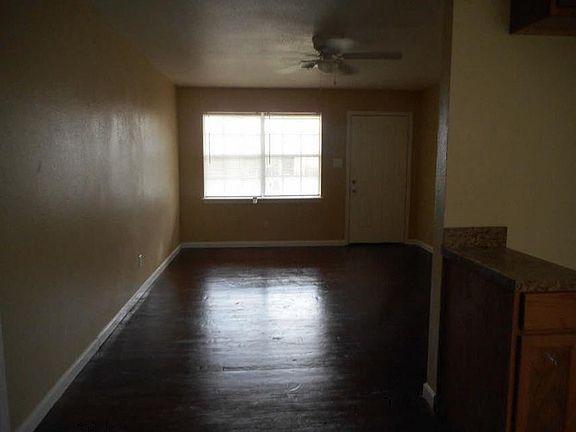 2nd image of 721 Champs St