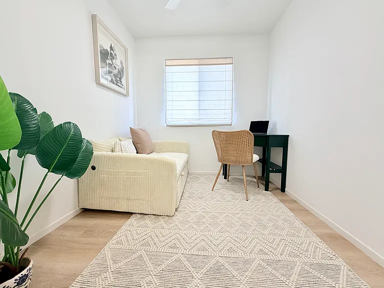 2450 E Del Mar Blvd #36 — Photo 6