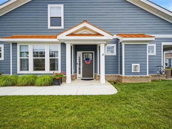 2000 Barton Ln, Chesapeake, VA 23322