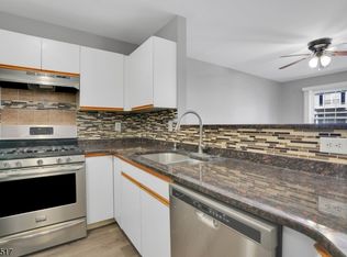 215 Sheffield Ct, Denville, NJ 07834