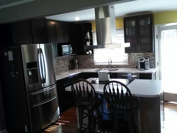 2nd image of 5 Brent Cres