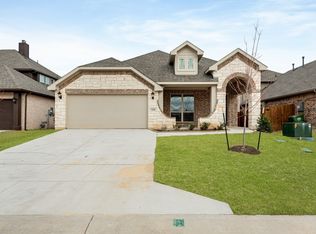 1140 Travis Dr, Godley, TX 76044