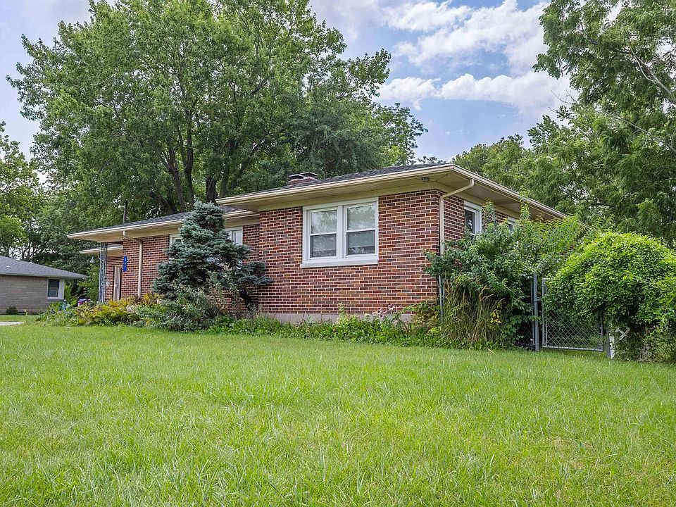 1st image of 347 Meadow Dr