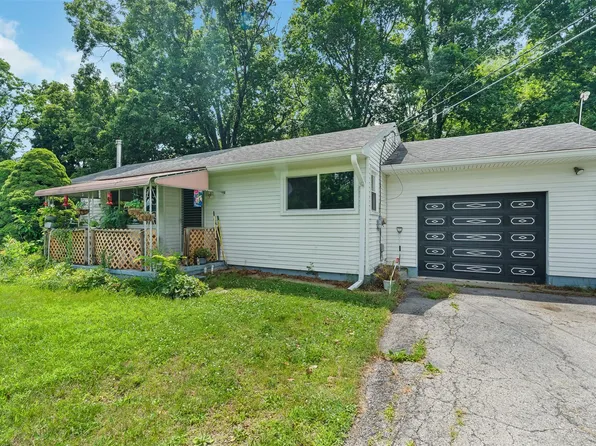 95 Van Vlack Road, Hopewell Junction, NY 12533