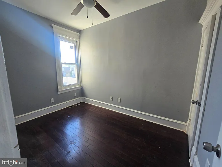 2801 W Allegheny Ave — Photo 8