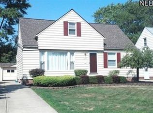 1318 W Miner Rd, Mayfield Heights, OH 44124