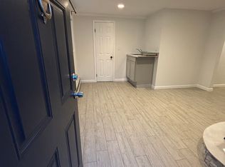 (Undisclosed Address), Deer Park, NY 11729