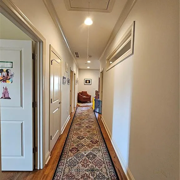 10924 Waters Rd — Photo 36