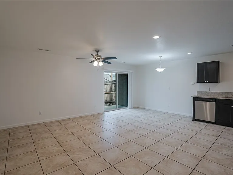 3850 N Teri Ct — Photo 43