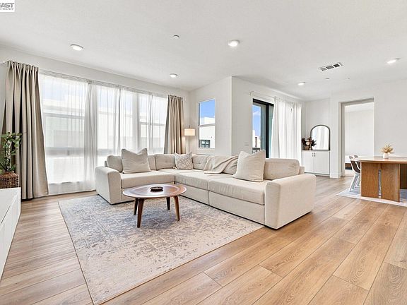 5th image of 3418 Inspiration Way Unit 403
