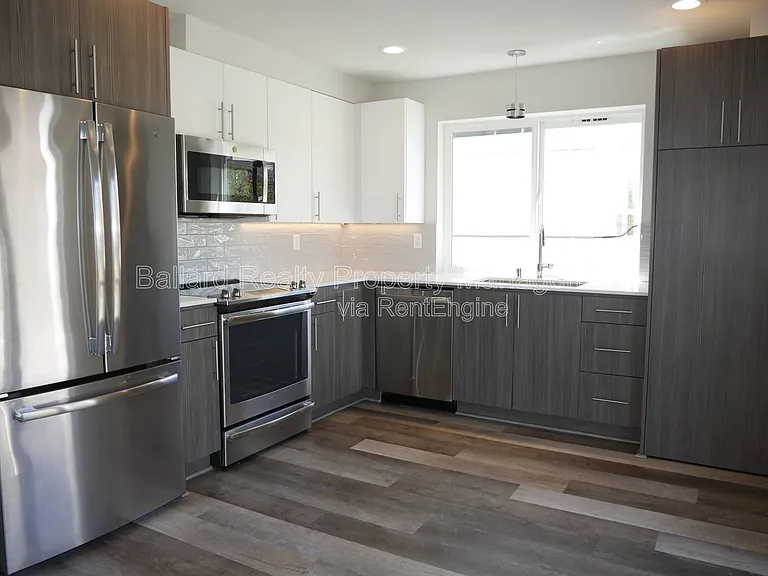 6251 8th Ave NW — Photo 7