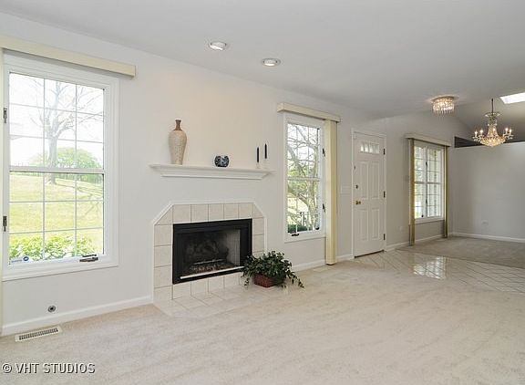 2nd image of 986 N Cove Dr