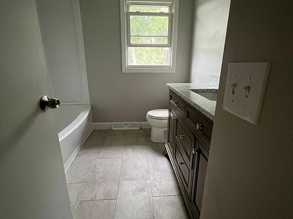 4th image of 29 Truman St