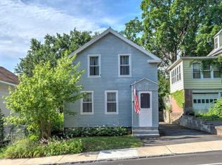 1030 Dwight St, Holyoke, MA 01040