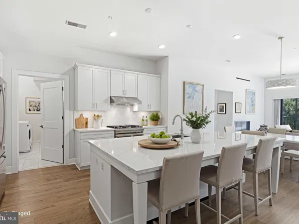 44691 Wellfleet Dr Unit 206, Ashburn, VA 20147