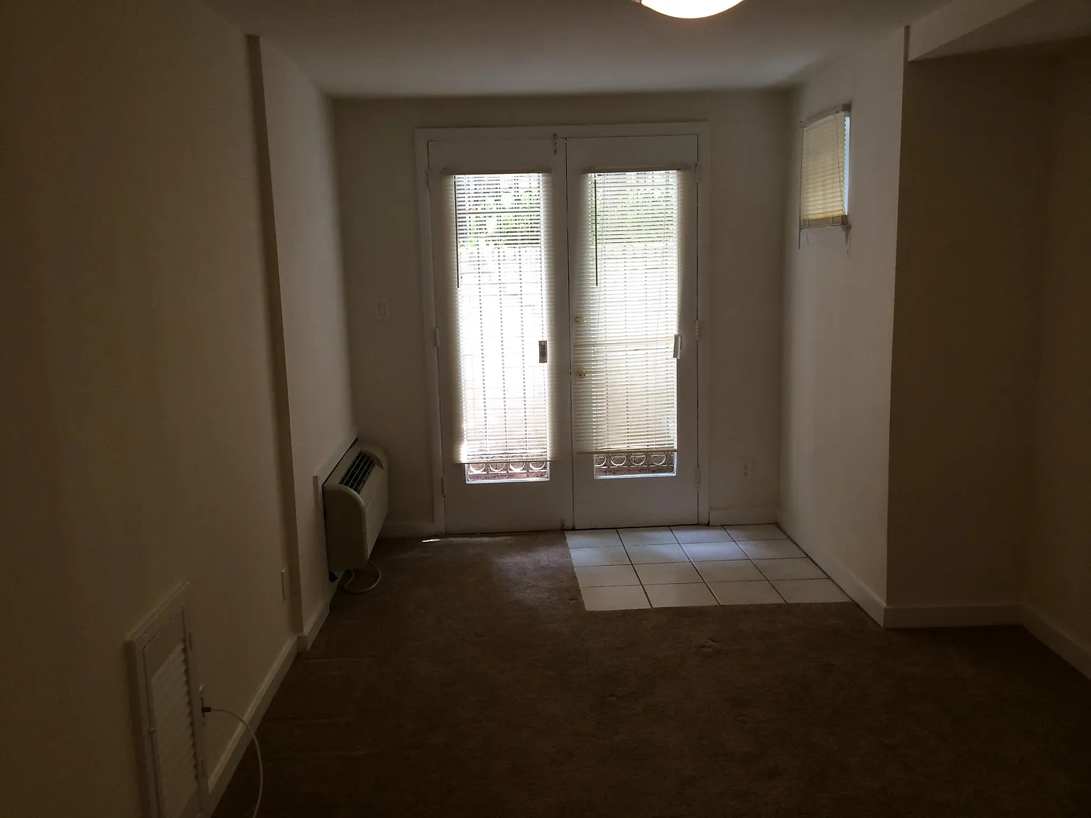 Studio, 380 sqft, $1,975 — Photo 3