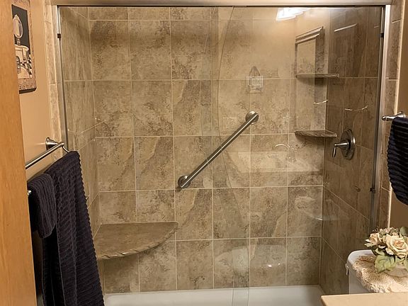 4th image of 3016 Winslow Pl