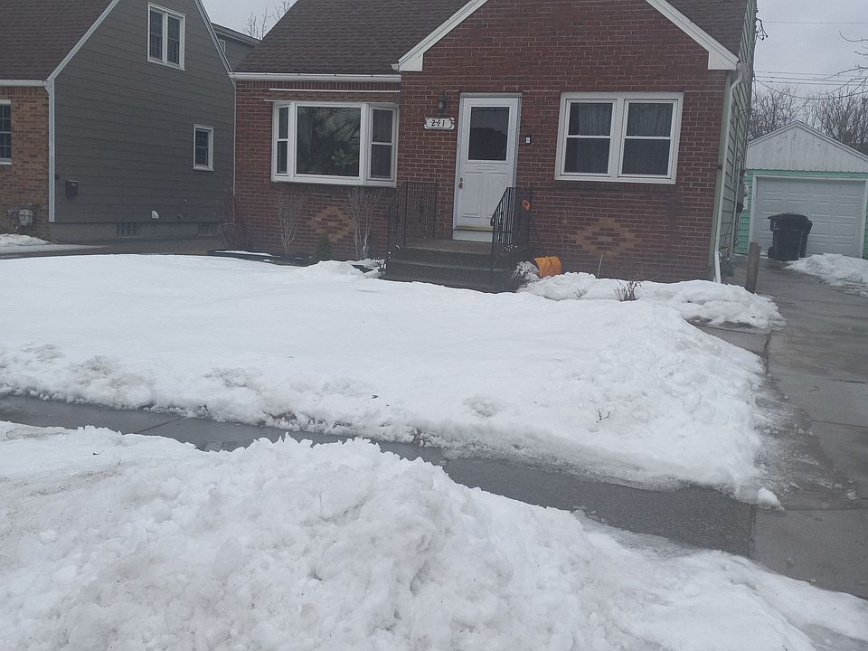 1st image of 241 Renwood Ave