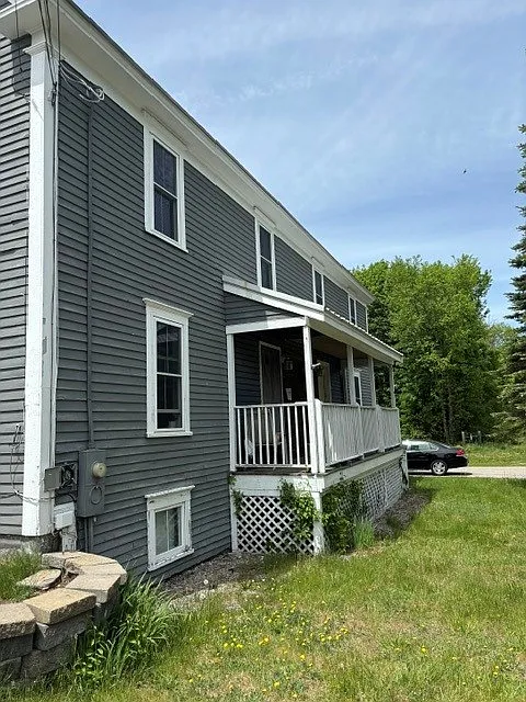 2 bed, 1.5 bath, $900 — Photo 1