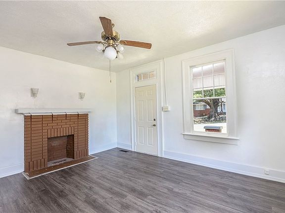 5th image of 2402 Summerville Rd