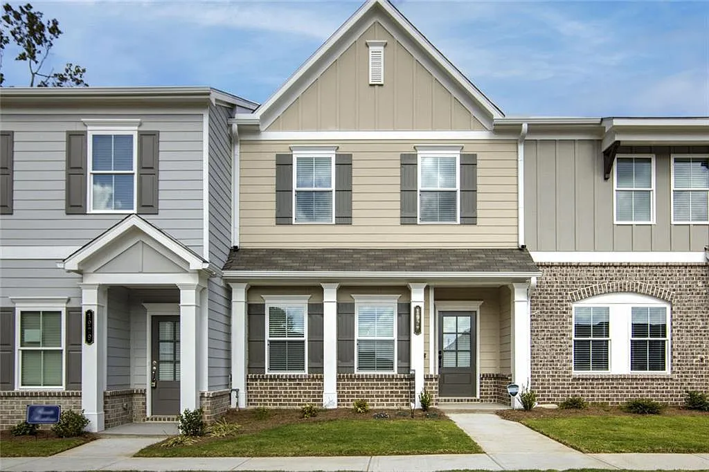 3 bed, 2.5 bath, 1615 sqft, $2,500 — Photo 1