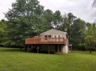 20 Burd Ln, Hopewell, NJ 08525