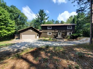 4111 Lorenson Rd, Whitehall, MI 49461