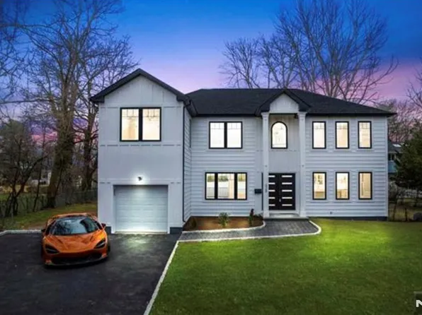 628 Knickerbocker Rd, Cresskill, NJ 07626